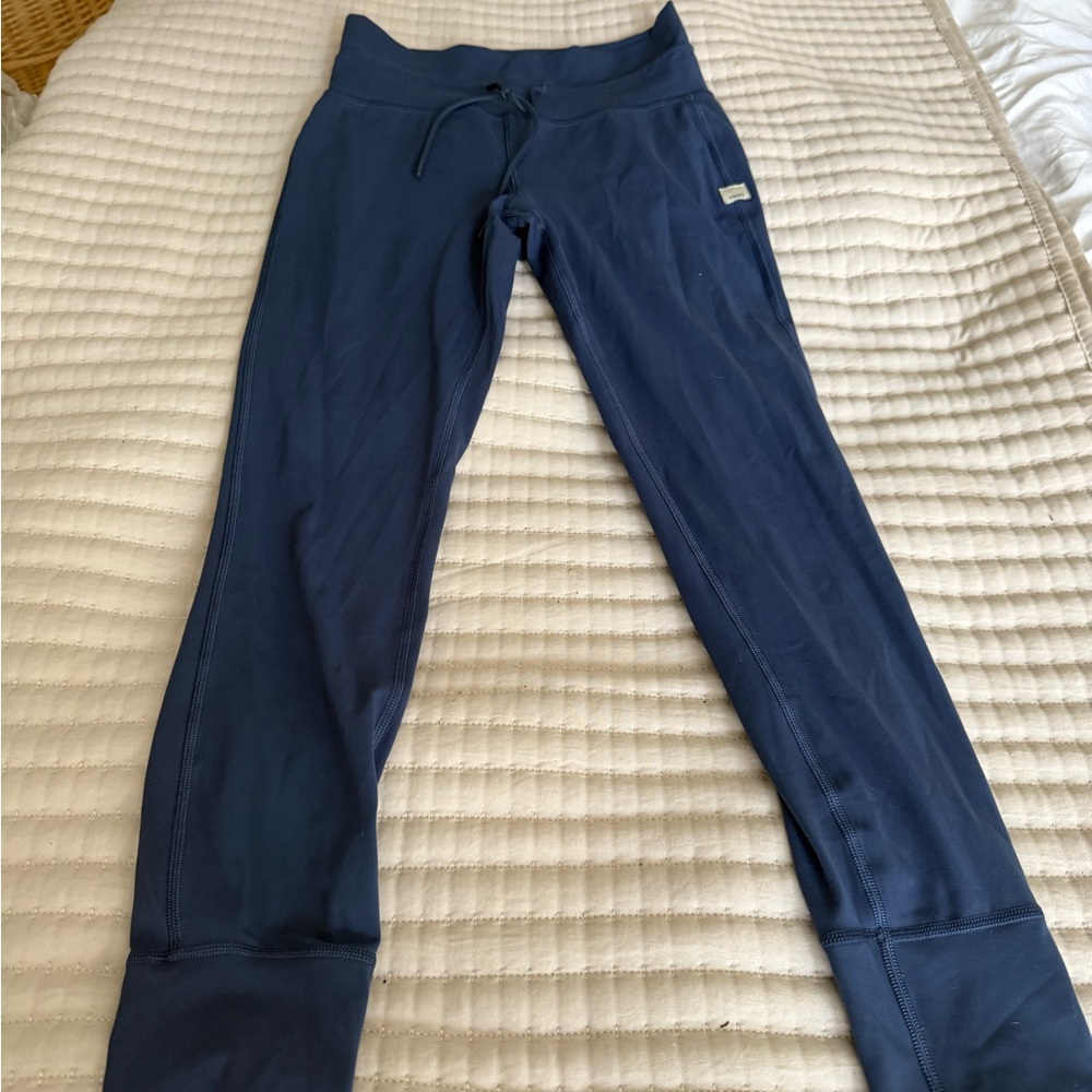 Vuori Navy Leggings